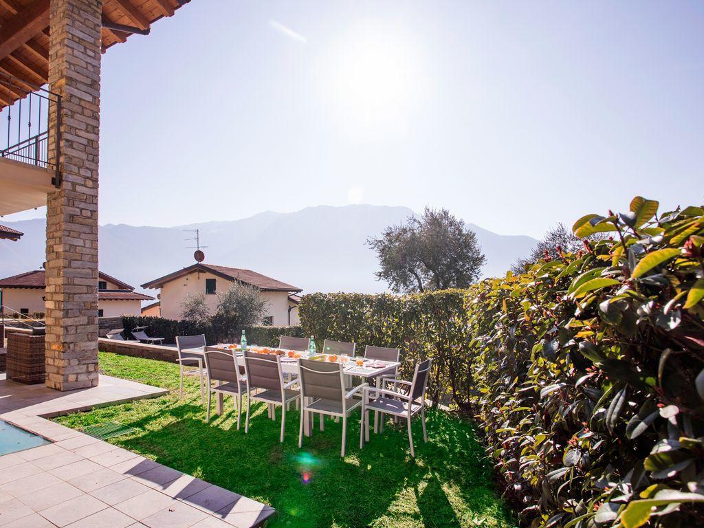 Ossuccio Grande C Home With Pool Sleeps 12 By Italian Apartments コモ エクステリア 写真