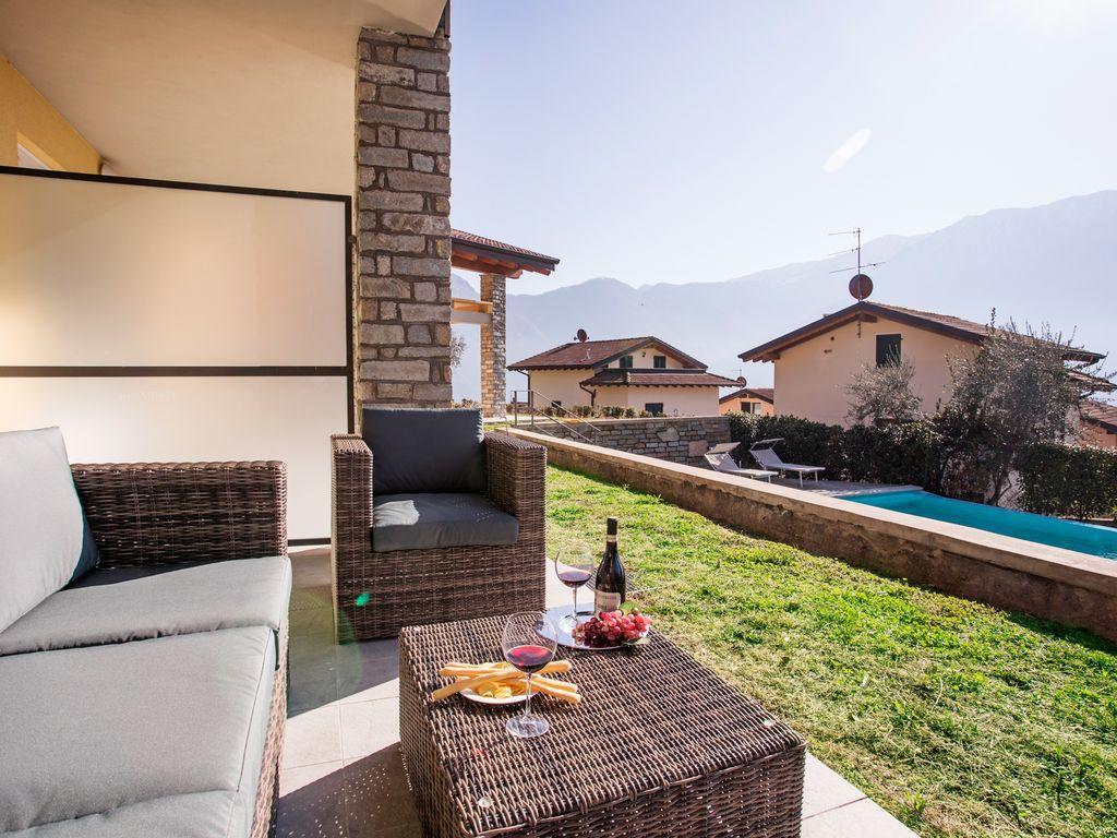 Ossuccio Grande C Home With Pool Sleeps 12 By Italian Apartments コモ エクステリア 写真