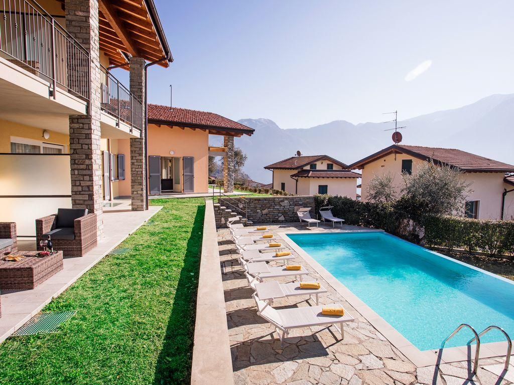 Ossuccio Grande C Home With Pool Sleeps 12 By Italian Apartments コモ エクステリア 写真