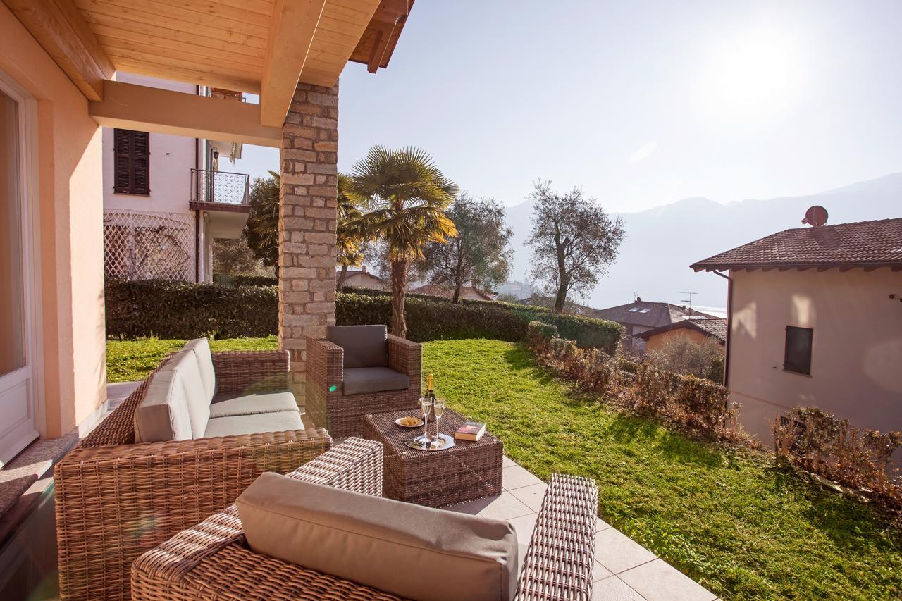 Ossuccio Grande C Home With Pool Sleeps 12 By Italian Apartments コモ エクステリア 写真