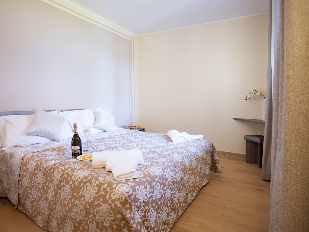 Ossuccio Grande C Home With Pool Sleeps 12 By Italian Apartments コモ エクステリア 写真